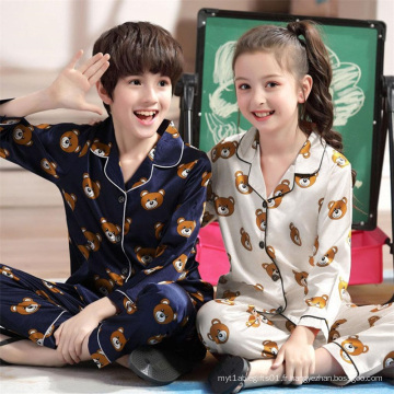 Ensemble de pyjamas en pyjamas pour enfants du milieu